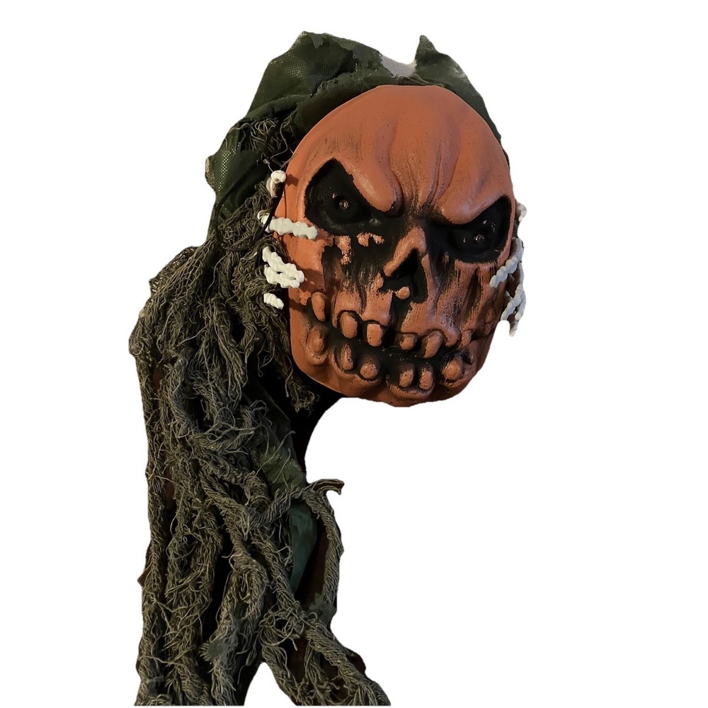Creepy Halloween‎ Pumpkin Head Hanging Decoration Lighted Eyes READ